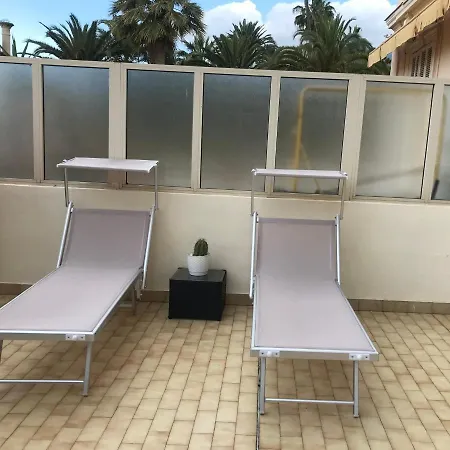 Terrasse Dans Palace Centre Lägenhet