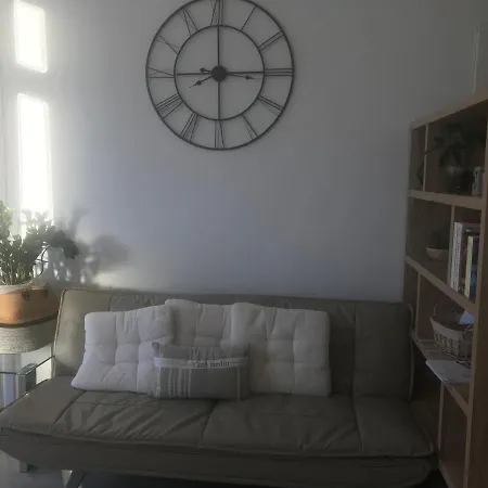 Terrasse Dans Palace Centre 아파트 *